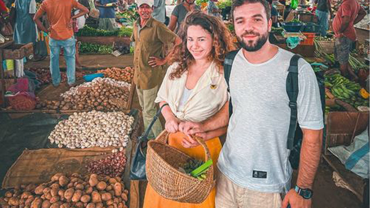 Market Tour and Cooking Class from Colombo