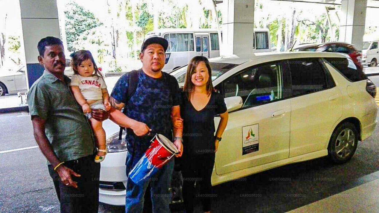 Ratmalana (RML) Airport to Wasgamuwa City Private Transfer